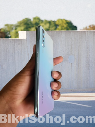 Brand vivo model s1
